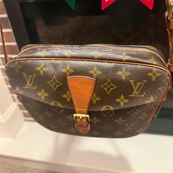 Louis Vuitton Jeune Fille MM Monogram Crossbody or Shoulder Bag Clean Interior - Picture 2 of 14